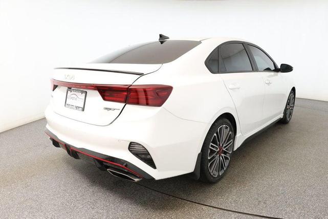 Photo of 2023 Snow White Pearl Kia Forte