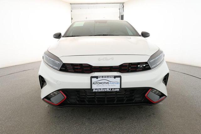 Photo of 2023 Snow White Pearl Kia Forte