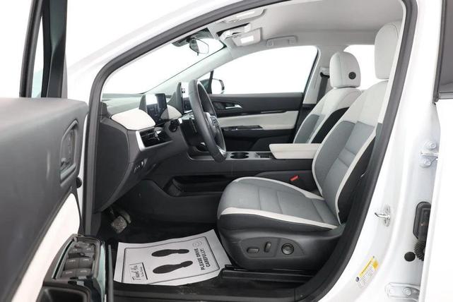 Photo of 2024 Snowfall Pearl Honda Prologue