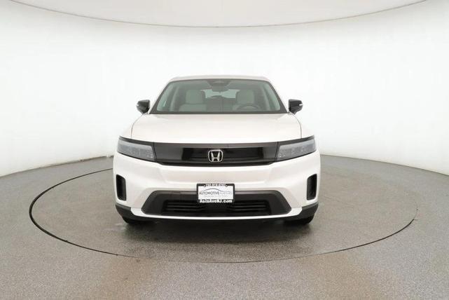 Photo of 2024 Snowfall Pearl Honda Prologue
