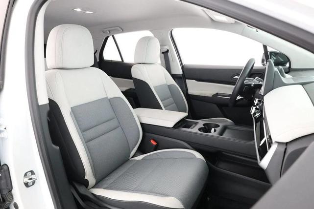 Photo of 2024 Snowfall Pearl Honda Prologue