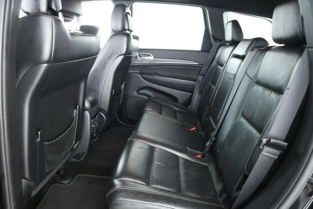 Photo of 2015 Brilliant Black Crystal Pearlcoat Jeep Grand Cherokee