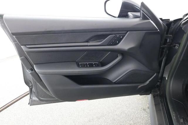 Photo of 2023 Ice Grey Metallic Porsche Taycan