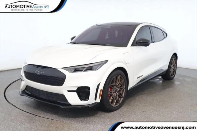 Photo of 2024 Star White Metallic Tri-Coat Ford Mustang Mach-E