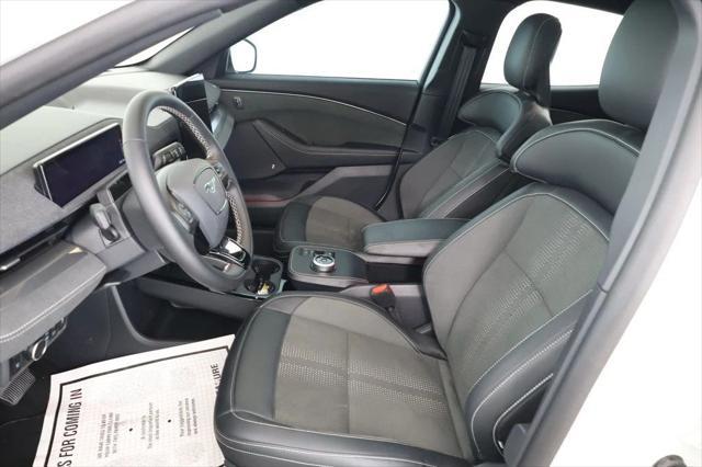 Photo of 2024 Star White Metallic Tri-Coat Ford Mustang Mach-E