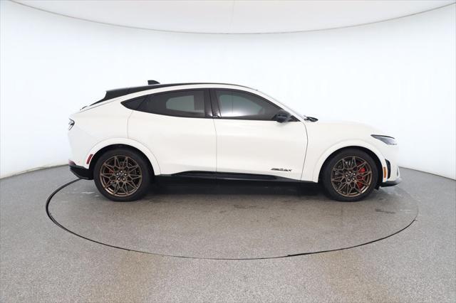 Photo of 2024 Star White Metallic Tri-Coat Ford Mustang Mach-E