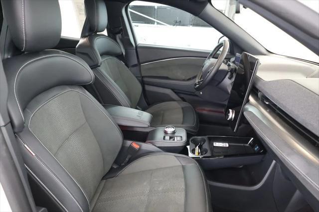 Photo of 2024 Star White Metallic Tri-Coat Ford Mustang Mach-E