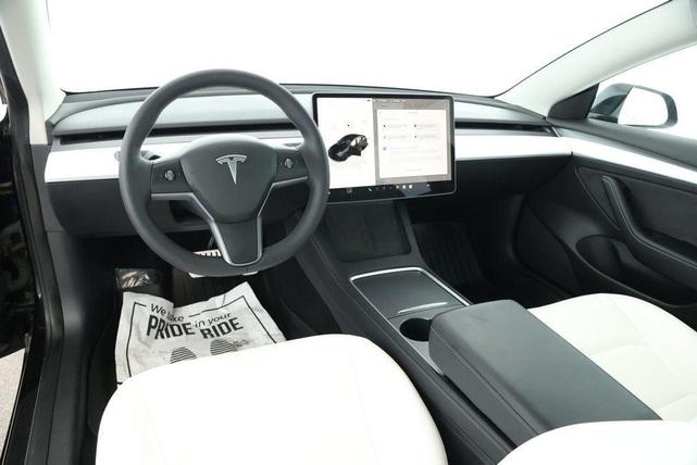 Photo of 2023 Solid Black Tesla Model 3