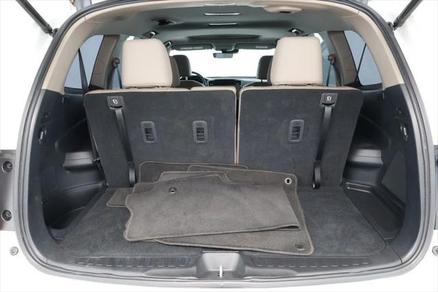 Photo of 2022 Platinum White Pearl Honda Pilot