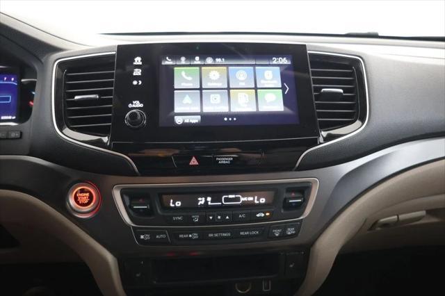 Photo of 2022 Platinum White Pearl Honda Pilot