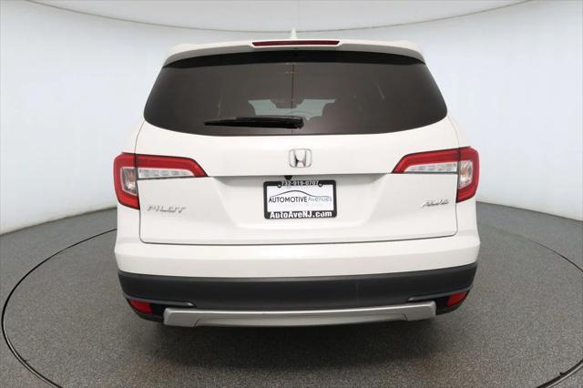 Photo of 2022 Platinum White Pearl Honda Pilot