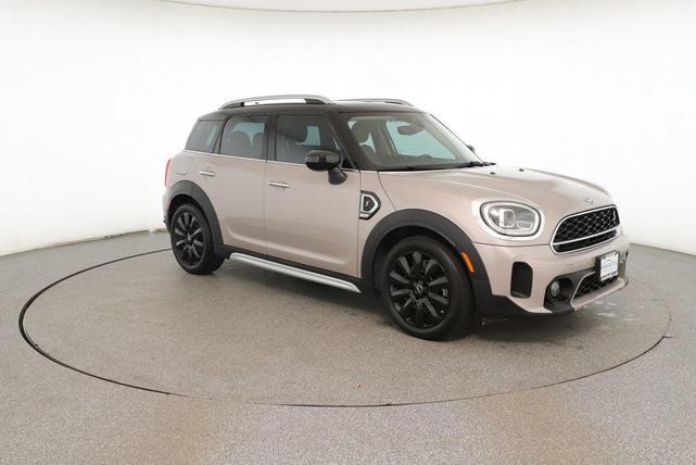 Photo of 2022 Rooftop Grey Metallic MINI Countryman