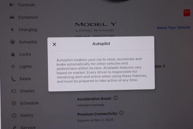 Photo of 2022 Red Multi-Coat Tesla Model Y