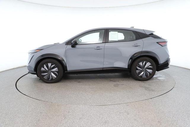 Photo of 2024 Boulder Gray Pearl Nissan ARIYA