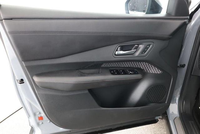 Photo of 2024 Boulder Gray Pearl Nissan ARIYA