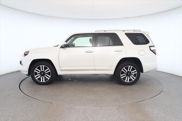 Photo of 2022 Blizzard Pearl Toyota 4Runner