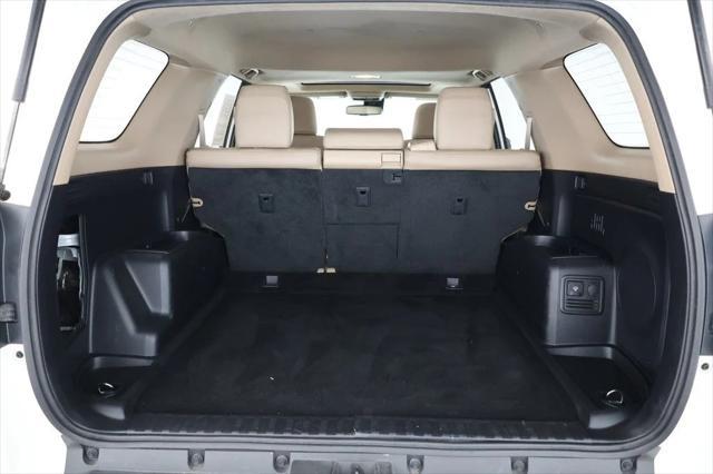 Photo of 2022 Blizzard Pearl Toyota 4Runner