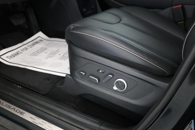 Photo of 2025 Robust Emerald Hyundai PALISADE
