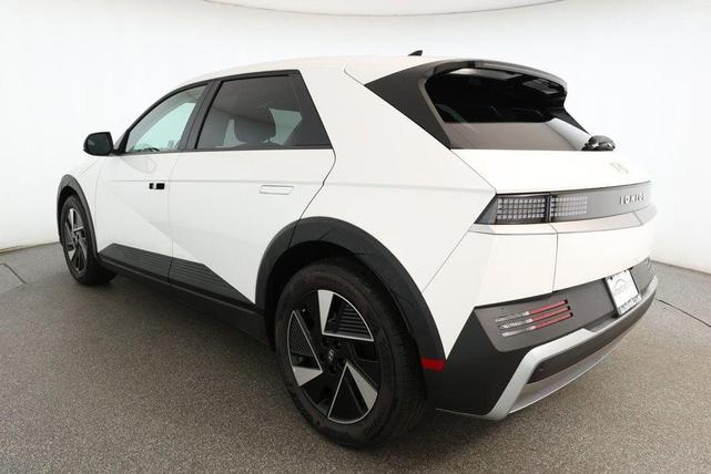 Photo of 2025 Atlas White Hyundai IONIQ 5