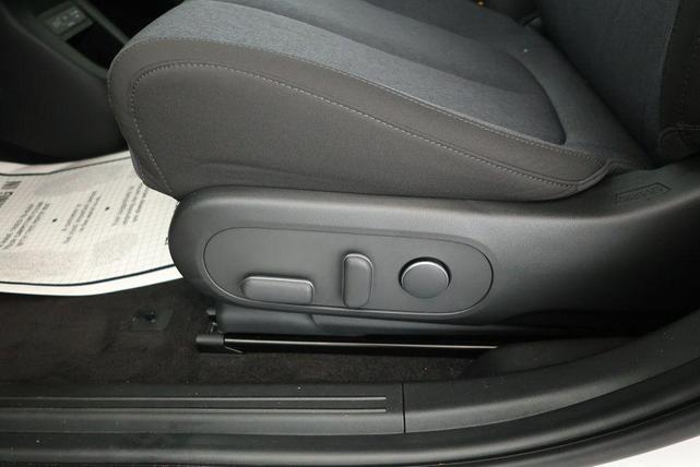 Photo of 2025 Atlas White Hyundai IONIQ 5