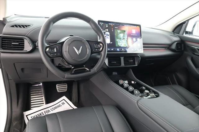 Photo of 2023 Brahminy White VinFast VF 8