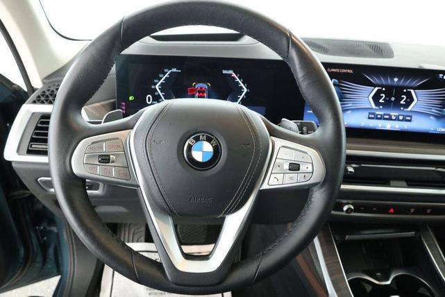 Photo of 2024 Blue Ridge Mountain Metallic BMW X7