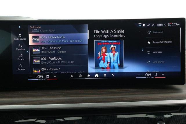 Photo of 2024 Blue Ridge Mountain Metallic BMW X7