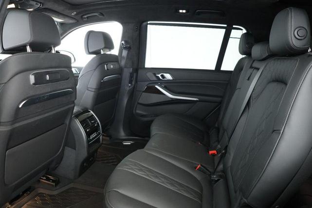 Photo of 2025 Skyscraper Grey Metallic BMW X7