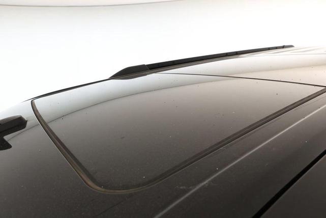 Photo of 2022 AGATE BLACK METALLIC Ford Expedition Max