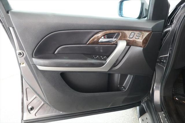 Photo of 2011 Grigio Metallic Acura MDX
