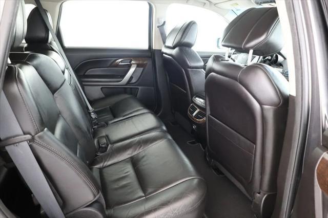 Photo of 2011 Grigio Metallic Acura MDX