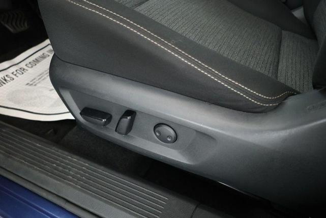 Photo of 2021 Caspian Blue Metallic Nissan Rogue