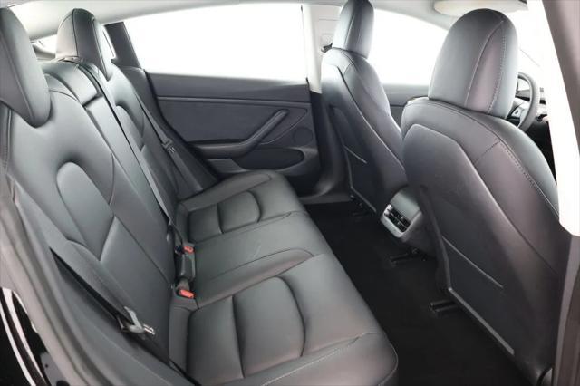 Photo of 2022 Solid Black Tesla Model 3