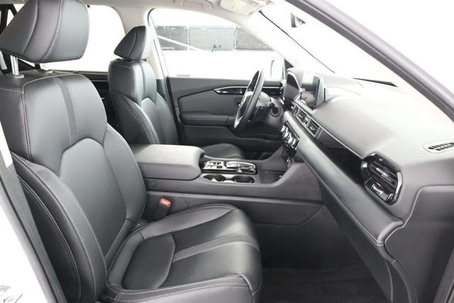Photo of 2023 Platinum White Pearl Honda Pilot