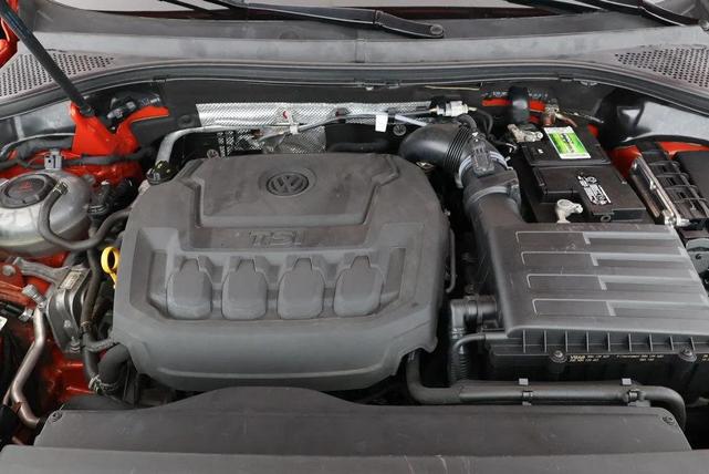 Photo of 2019 White Silver Metallic Volkswagen Tiguan