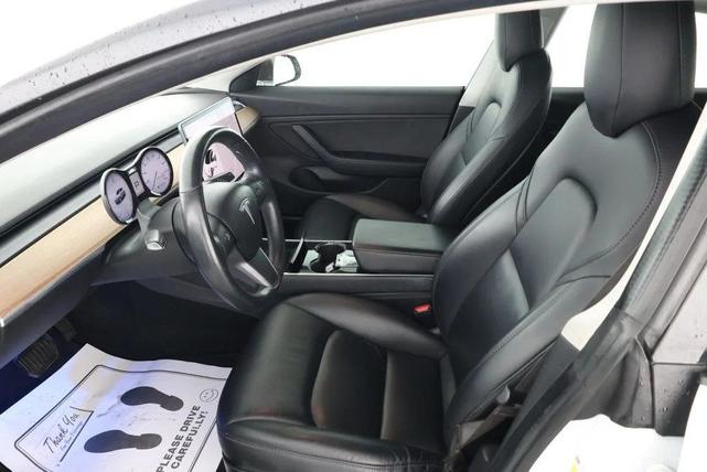 Photo of 2018 Pearl White Multi-Coat Tesla Model 3