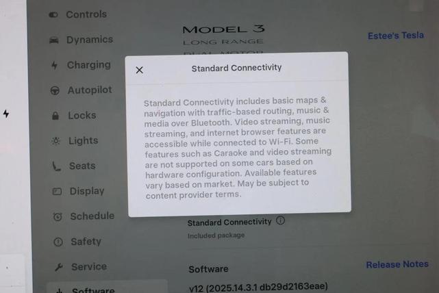 Photo of 2018 Pearl White Multi-Coat Tesla Model 3