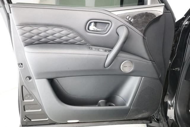 Photo of 2024 Mineral Black INFINITI QX80