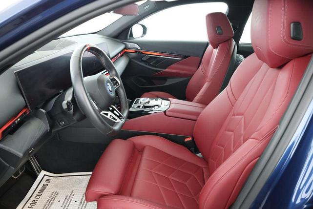 Photo of 2024 Phytonic Blue Metallic BMW i5