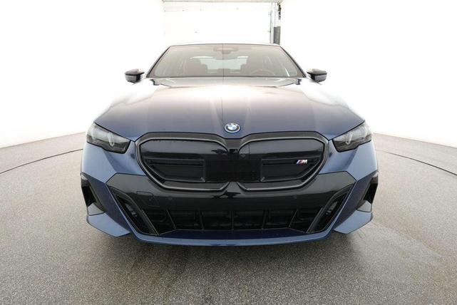 Photo of 2024 Phytonic Blue Metallic BMW i5