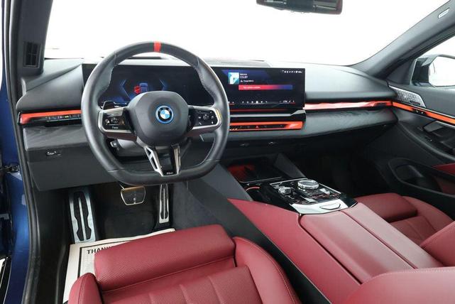Photo of 2024 Phytonic Blue Metallic BMW i5