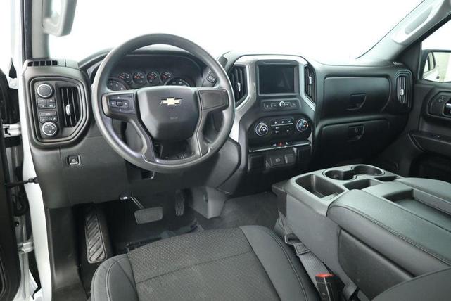 Photo of 2020 Silver Ice Metallic Chevrolet Silverado 1500