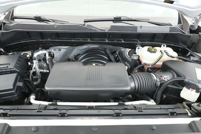 Photo of 2020 Silver Ice Metallic Chevrolet Silverado 1500