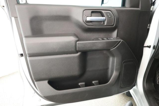 Photo of 2020 Silver Ice Metallic Chevrolet Silverado 1500
