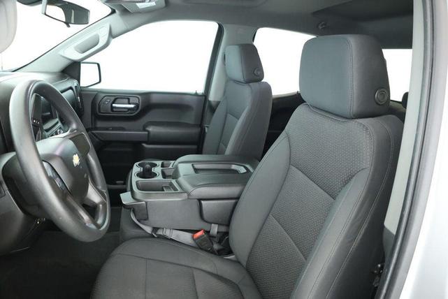 Photo of 2020 Silver Ice Metallic Chevrolet Silverado 1500