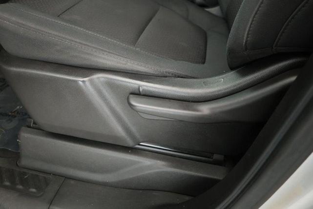Photo of 2020 Silver Ice Metallic Chevrolet Silverado 1500
