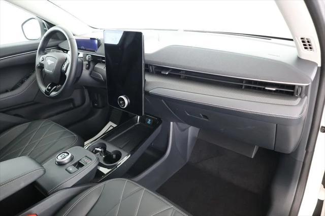 Photo of 2024 Star White Metallic Tri-Coat Ford Mustang Mach-E