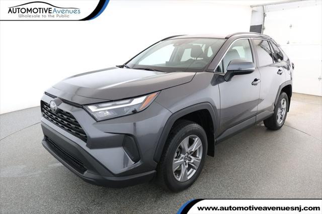 Photo of 2024 Magnetic Gray Metallic Toyota RAV4