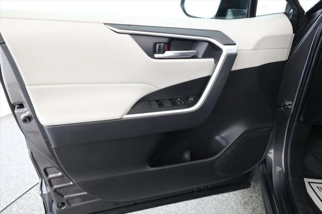 Photo of 2024 Magnetic Gray Metallic Toyota RAV4