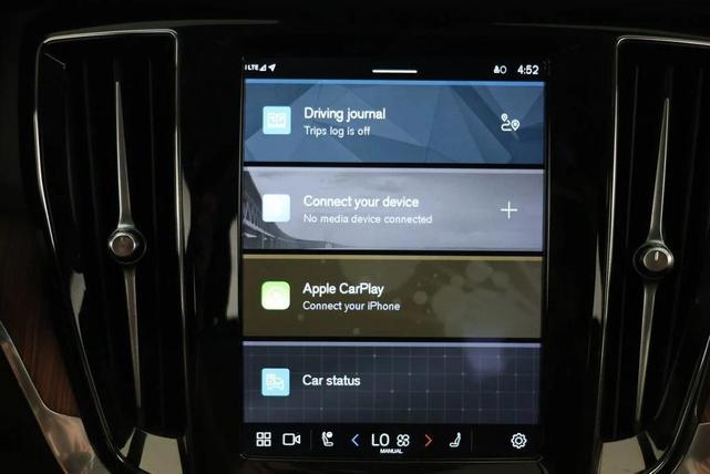 Photo of 2024 Silver Dawn Metallic Volvo S60